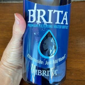 Brand Nee “Brita” Filtering Water Bottle